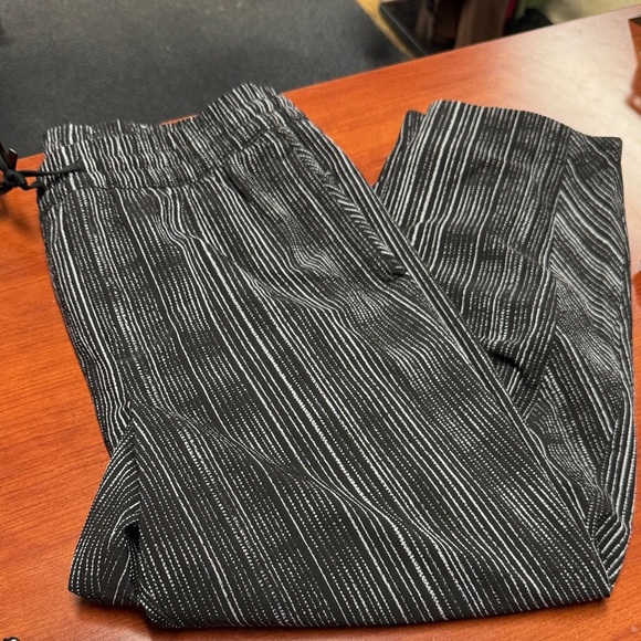 Athleta pants size 16 // 082926 - Picture 1 of 2
